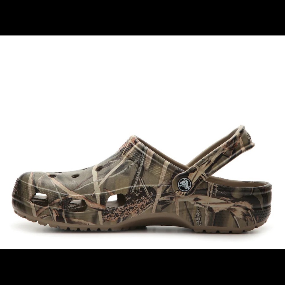 Mens real tree camo crocs size 9